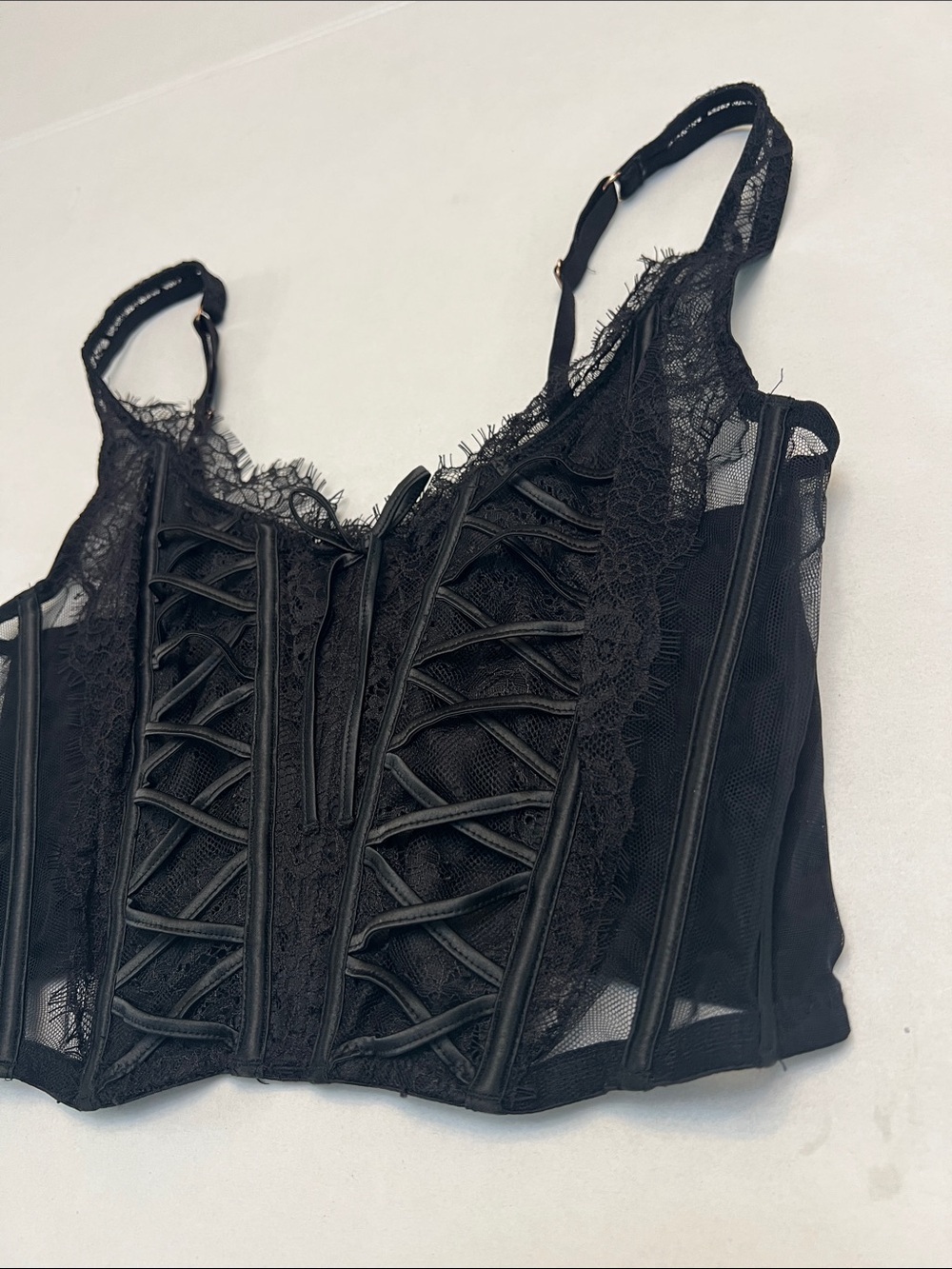 VICTORIA’S SECRET BLACK DREAM ANGELS UNLINED LACE UP CORSET BRA TOP M/DD - Picture 4 of 14